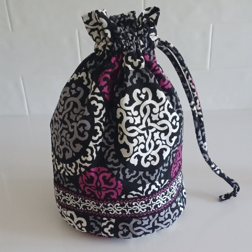 Vera Bradley Canterberry Magenta Lined Ditty Bag / Duffel Bag